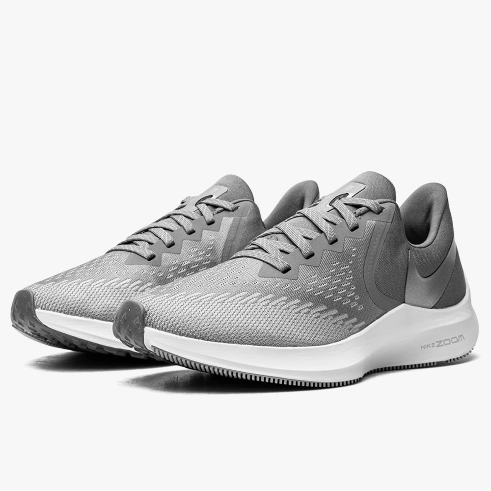 Nike Women's Gray Running Shoes - Lightweight Zoom Design